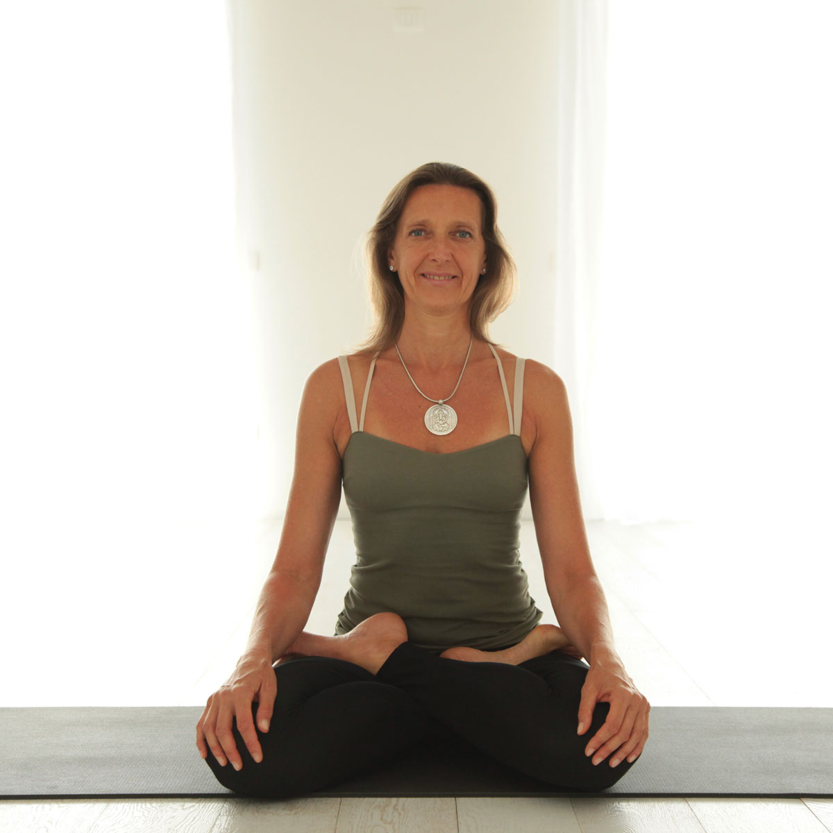 ashtanga-yoga-milano-yoga-shala-5